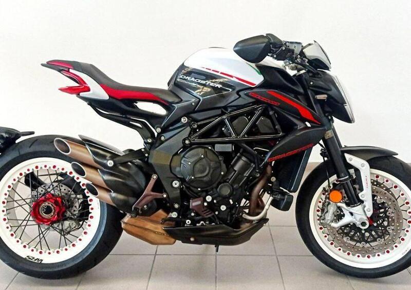 Mv agusta dragster 800 on sale rr scs 2021