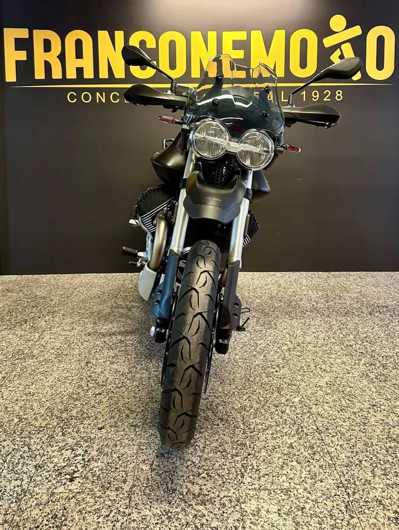 Moto Guzzi V85 TT (2024 - 26) (5)