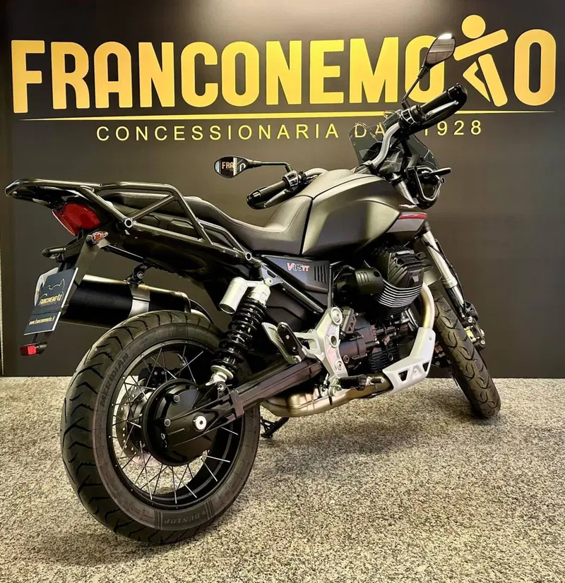 Moto Guzzi V85 TT (2024 - 26) (6)
