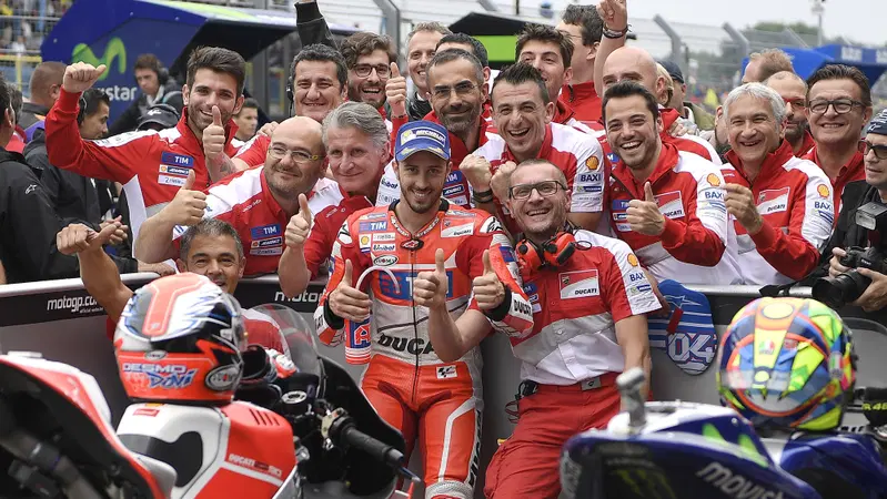 MotoGP, Assen 2016. Dovizioso: "Non ce la giochiamo ad armi pari in gara"
