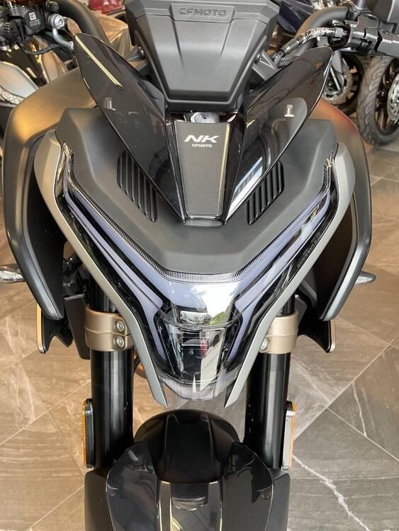 CFMOTO 800NK Sport (2023 - 24) (2)