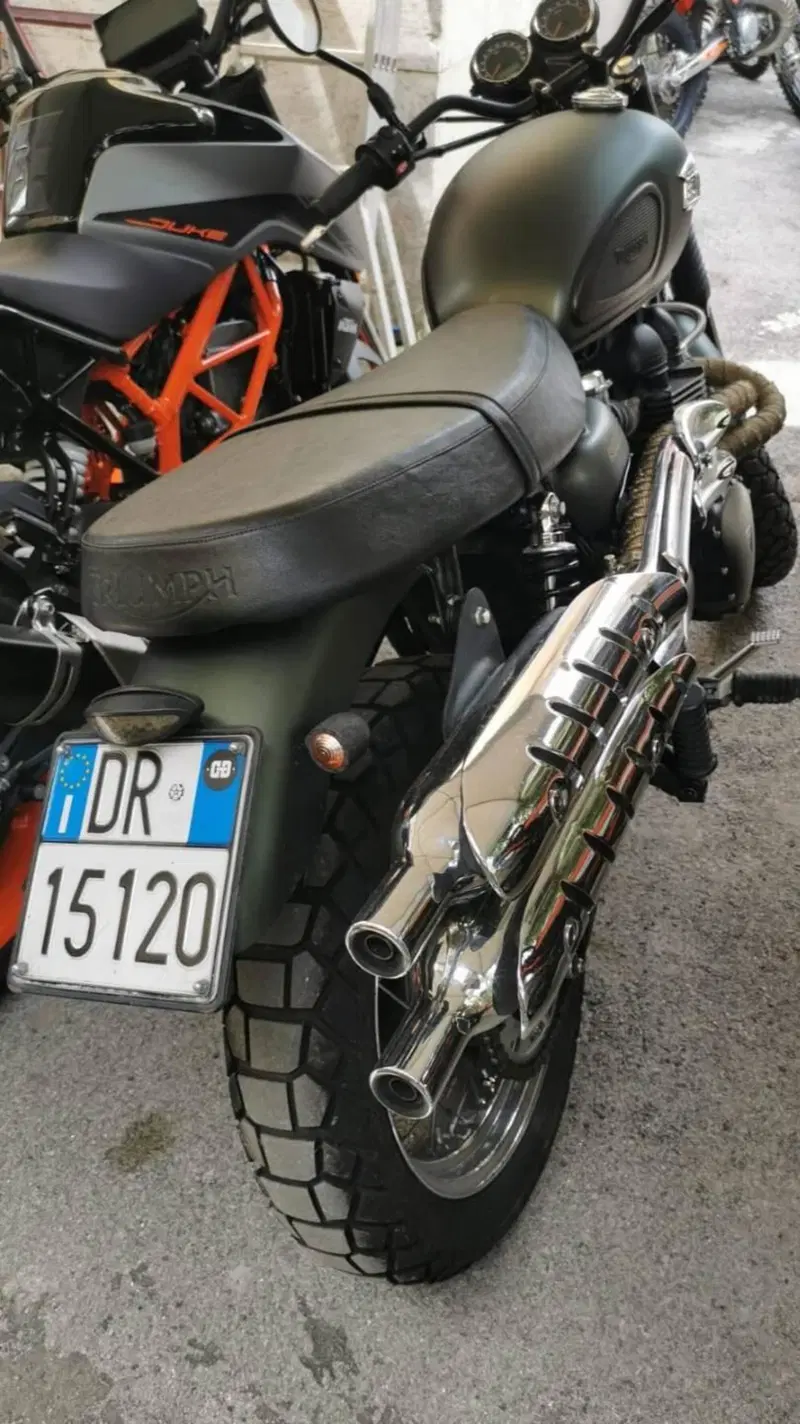 Triumph Scrambler (2006 - 17) (6)