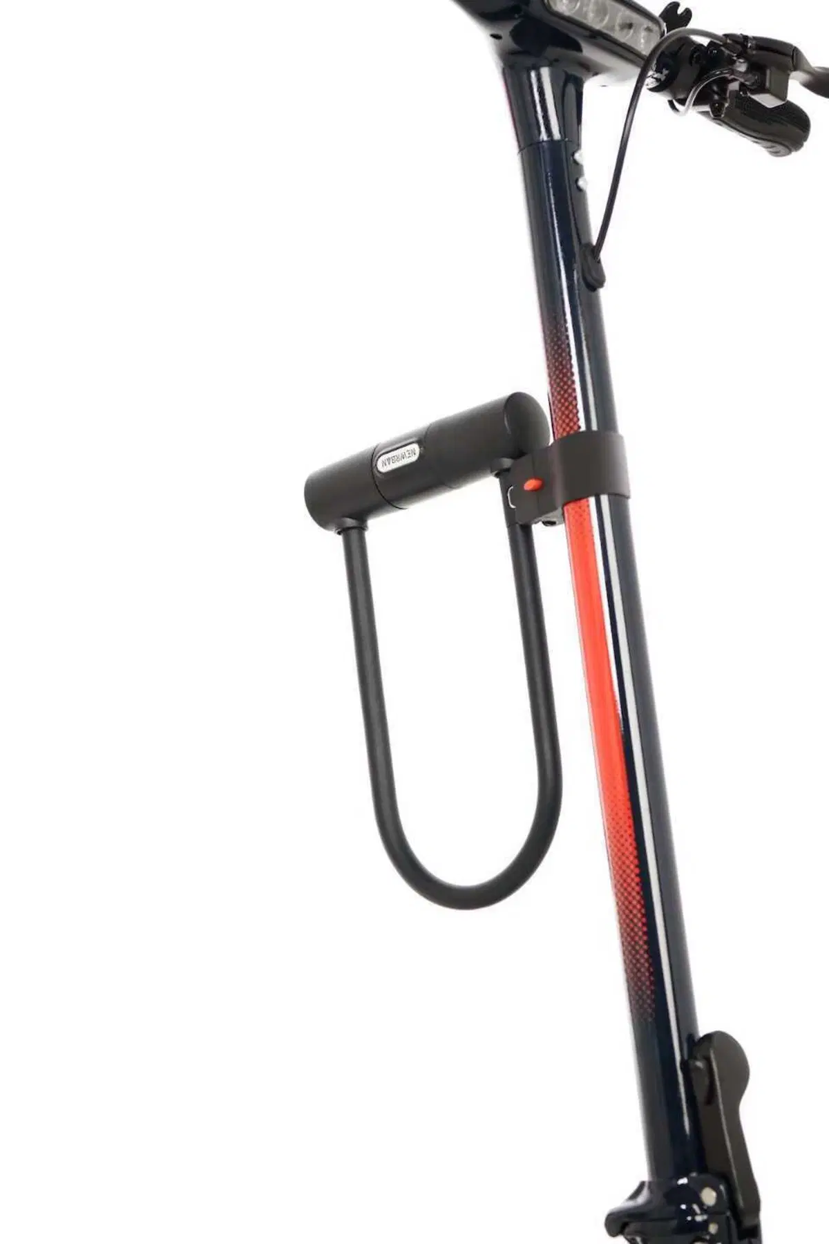 è nato Newrban, il nuovo brand di accessori per la mobilità sostenibile (3)