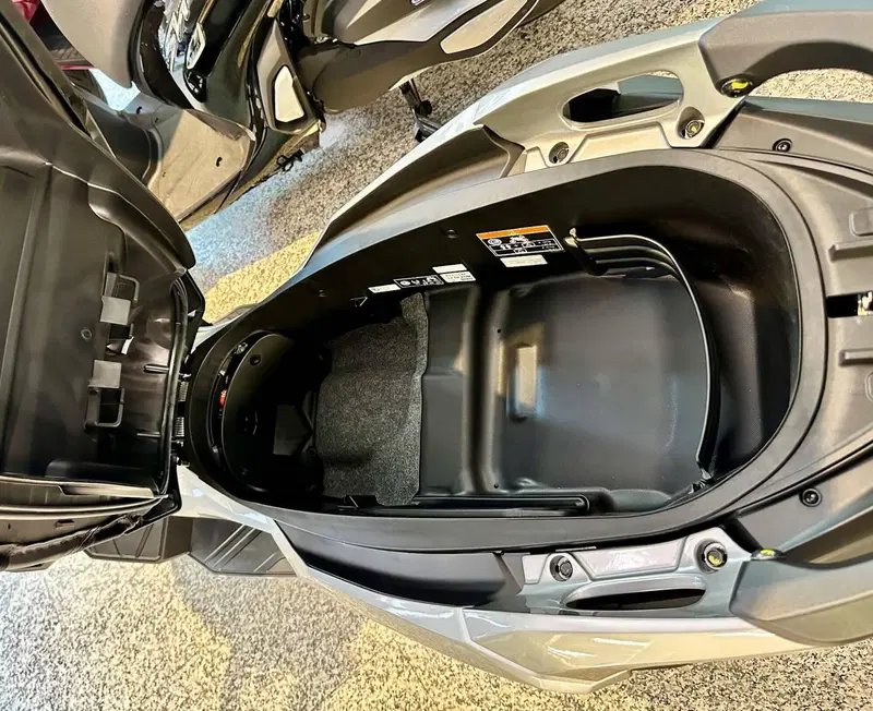 Honda ADV 350 (2025 - 26) (10)
