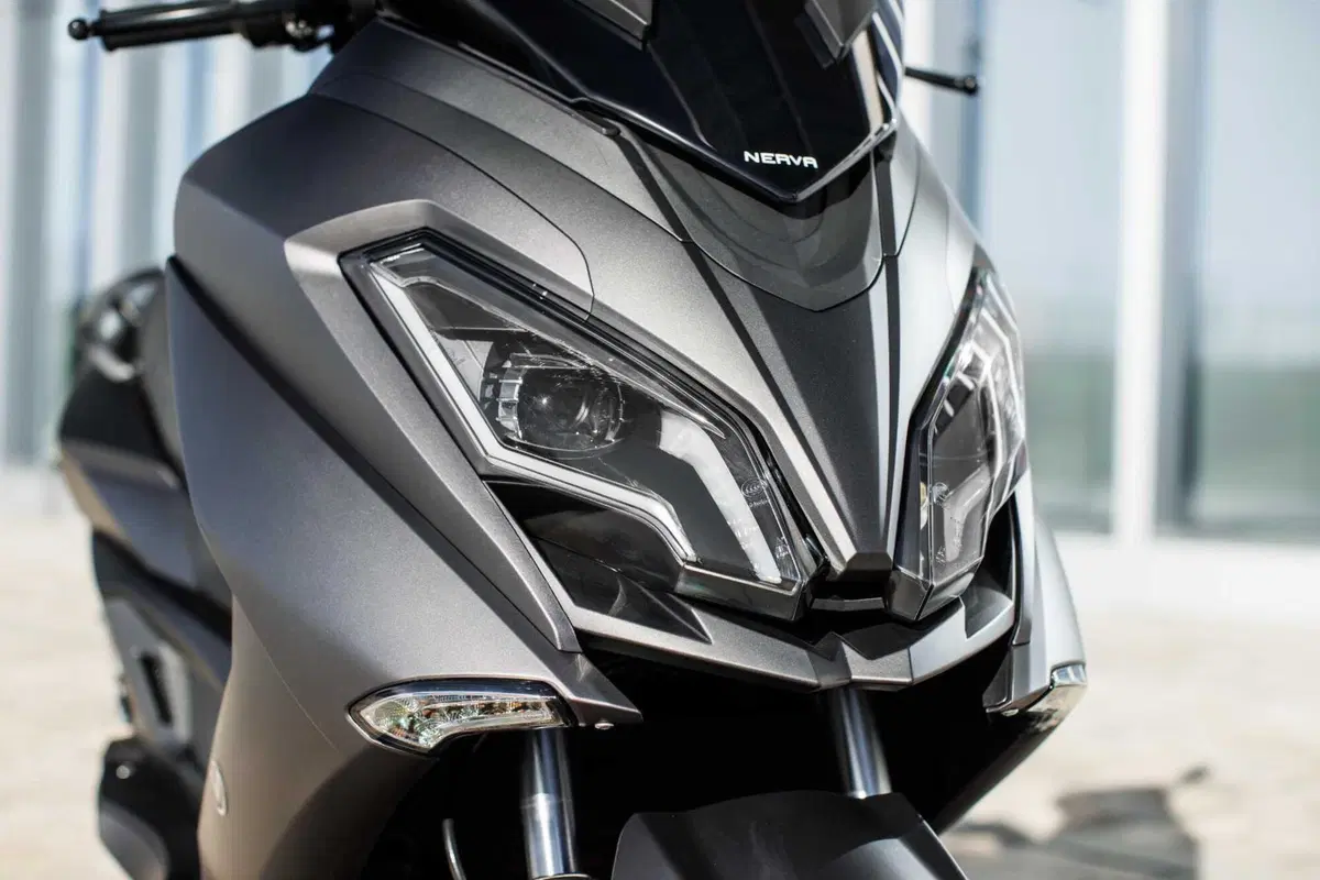 Nerva Exe: abbiamo provato lo scooter elettrico GT con batterie LFP (53)
