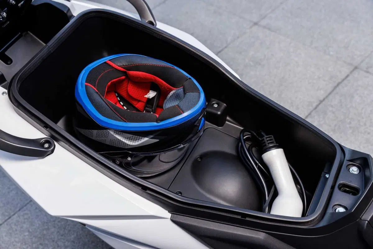 Nerva Exe: abbiamo provato lo scooter elettrico GT con batterie LFP (62)