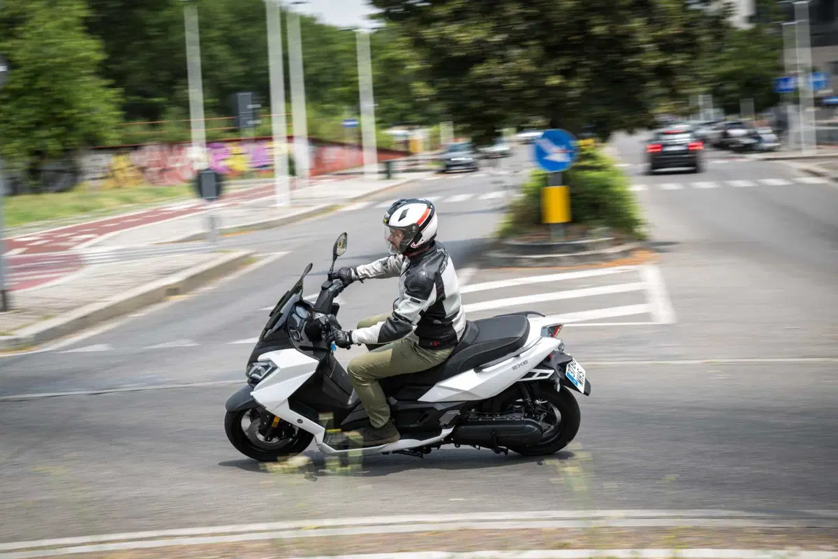 Nerva Exe: abbiamo provato lo scooter elettrico GT con batterie LFP (73)