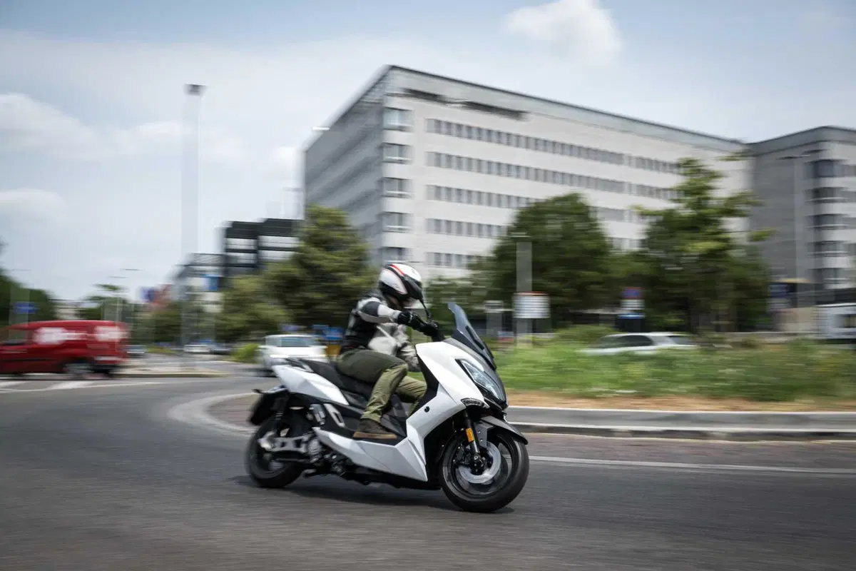 Nerva Exe: abbiamo provato lo scooter elettrico GT con batterie LFP (89)