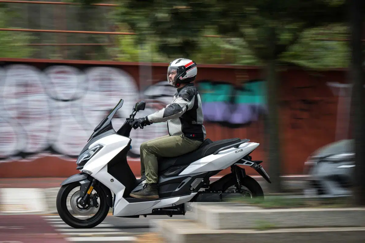 Nerva Exe: abbiamo provato lo scooter elettrico GT con batterie LFP (93)