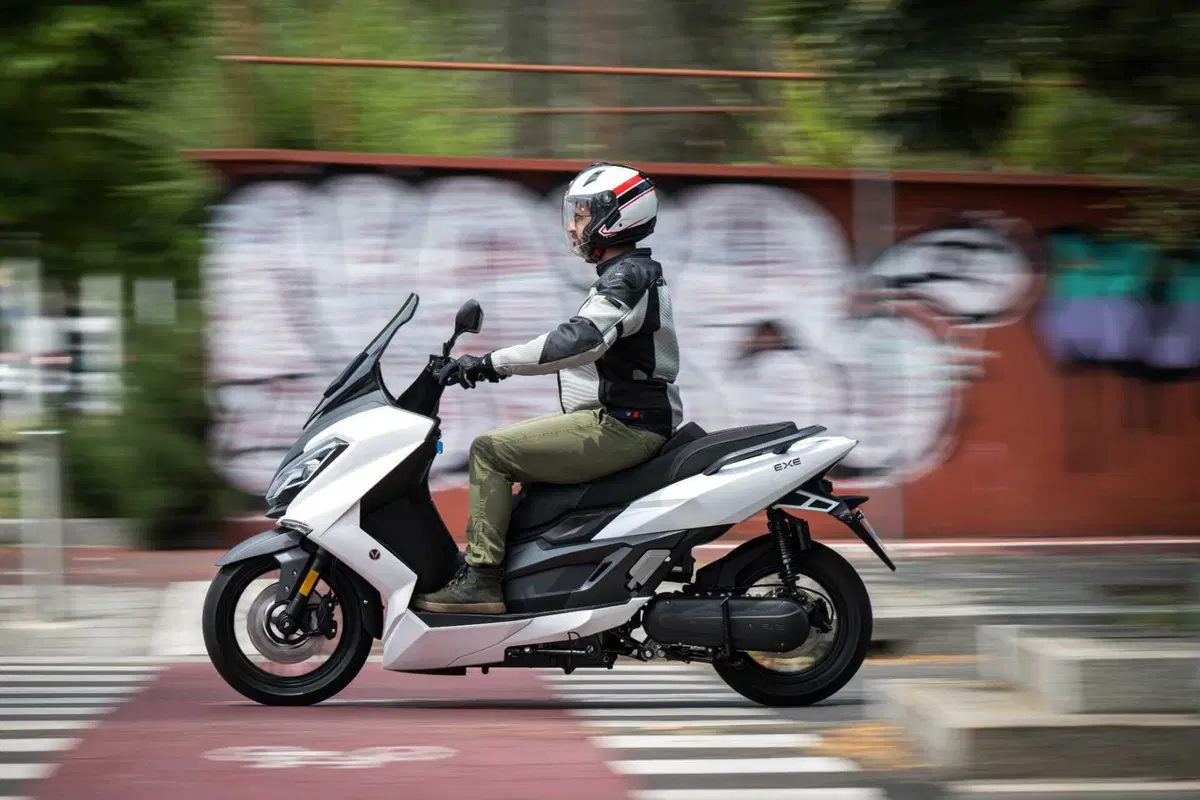 Nerva Exe: abbiamo provato lo scooter elettrico GT con batterie LFP (97)