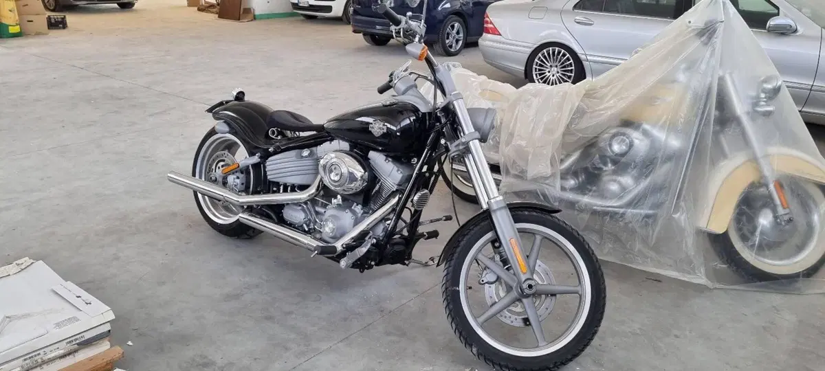 Harley-Davidson 1584 Rocker (2008 - 09) - FXCW