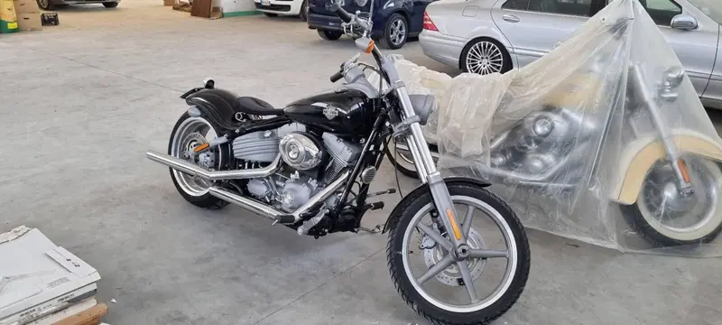 Harley-Davidson 1584 Rocker (2008 - 09) - FXCW