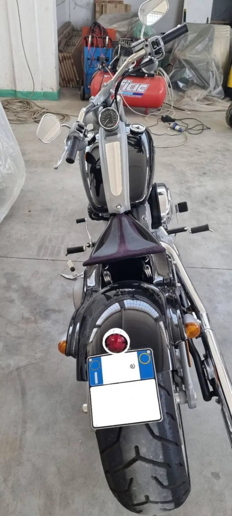 Harley-Davidson 1584 Rocker (2008 - 09) - FXCW (4)
