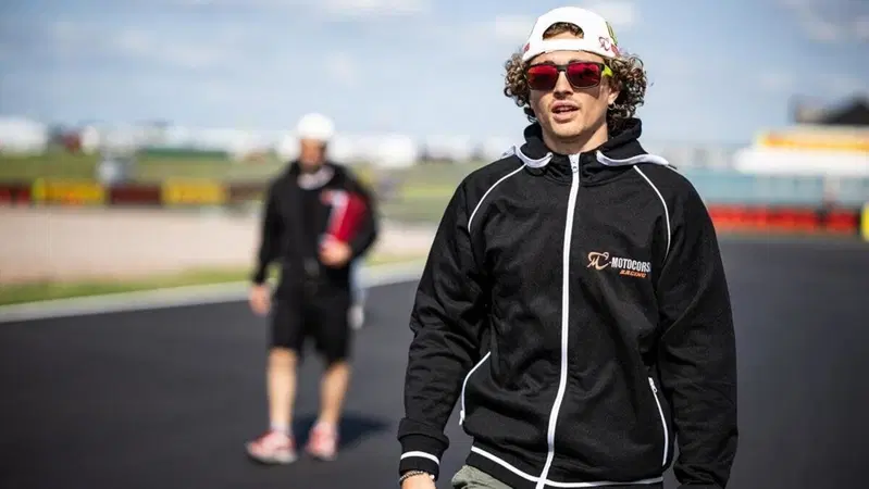 SBK 2023. GP del Regno Unito - Il commento alle libere di Razgatlioglu e Bassani