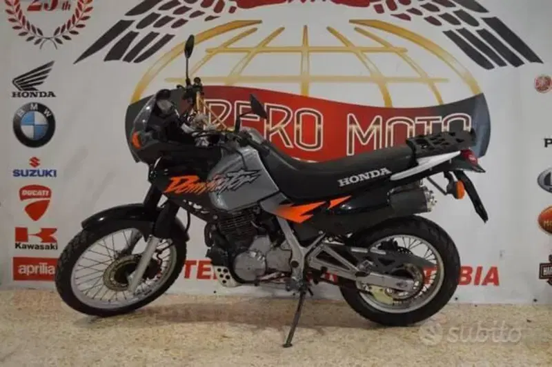 Honda NX 650 Dominator (1988 - 90)