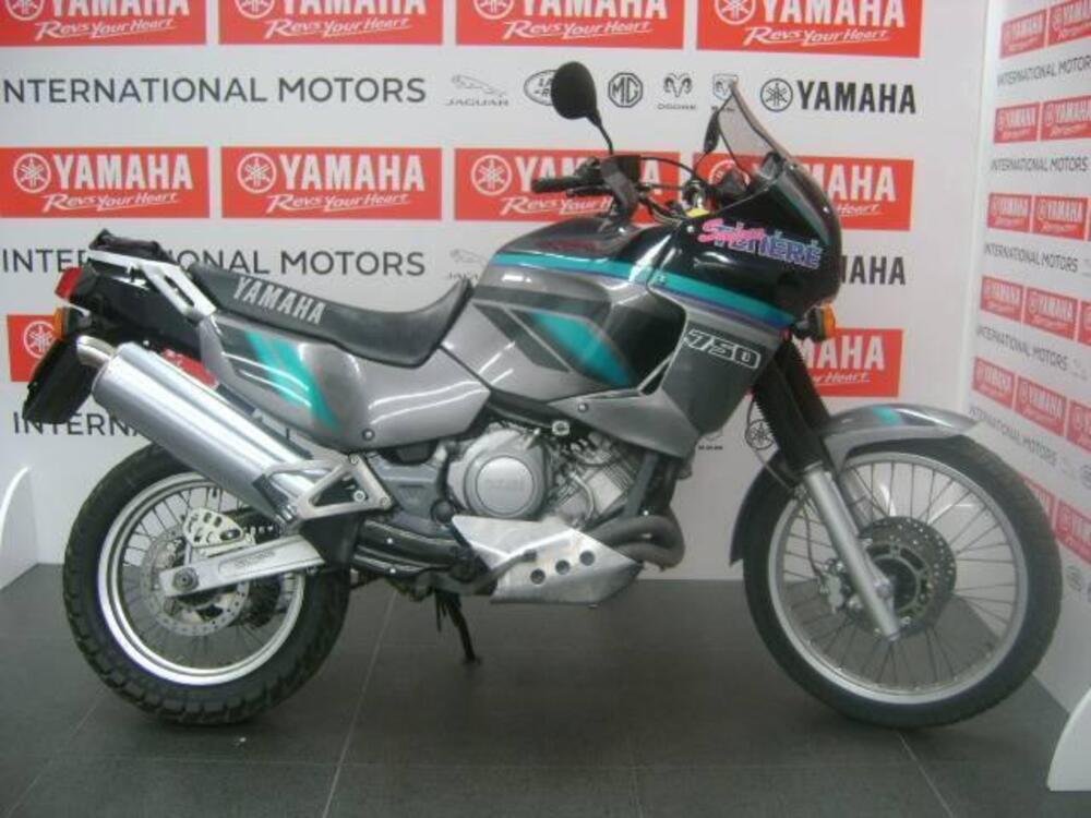 Yamaha XTZ 750 Super Tenere (2)
