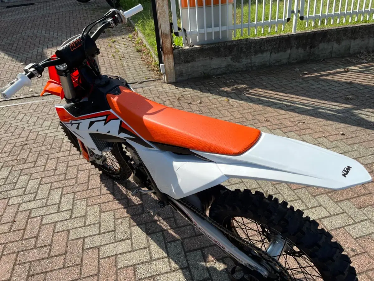 KTM 250 SX-F (2023) (10)
