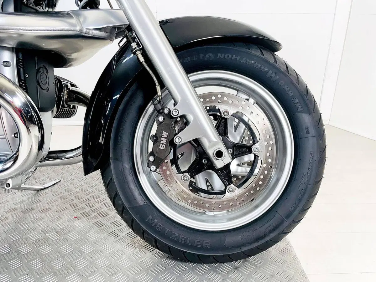 Bmw R 1200 C Montauk (12)