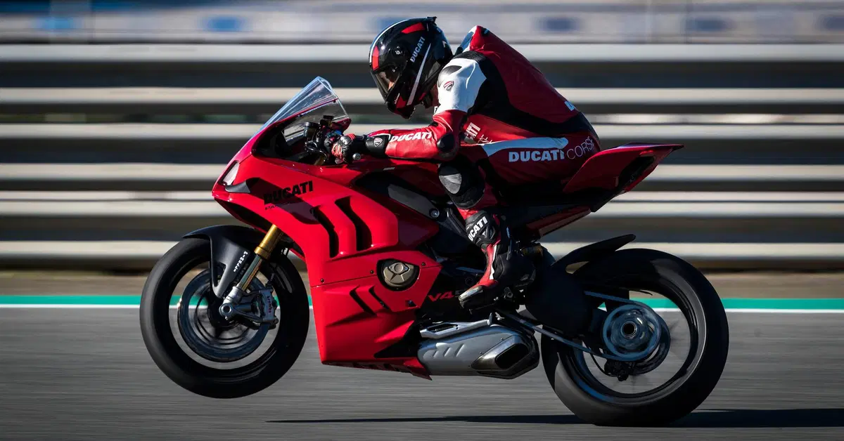 L'olio nato dalle corse e dedicato alle superbike Ducati