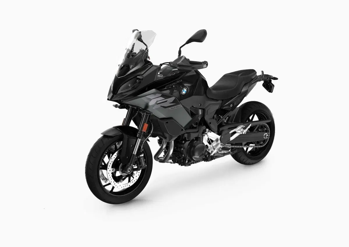 Aggiornamenti 2024 per le BMW: nuovi colori e allestimenti (6)
