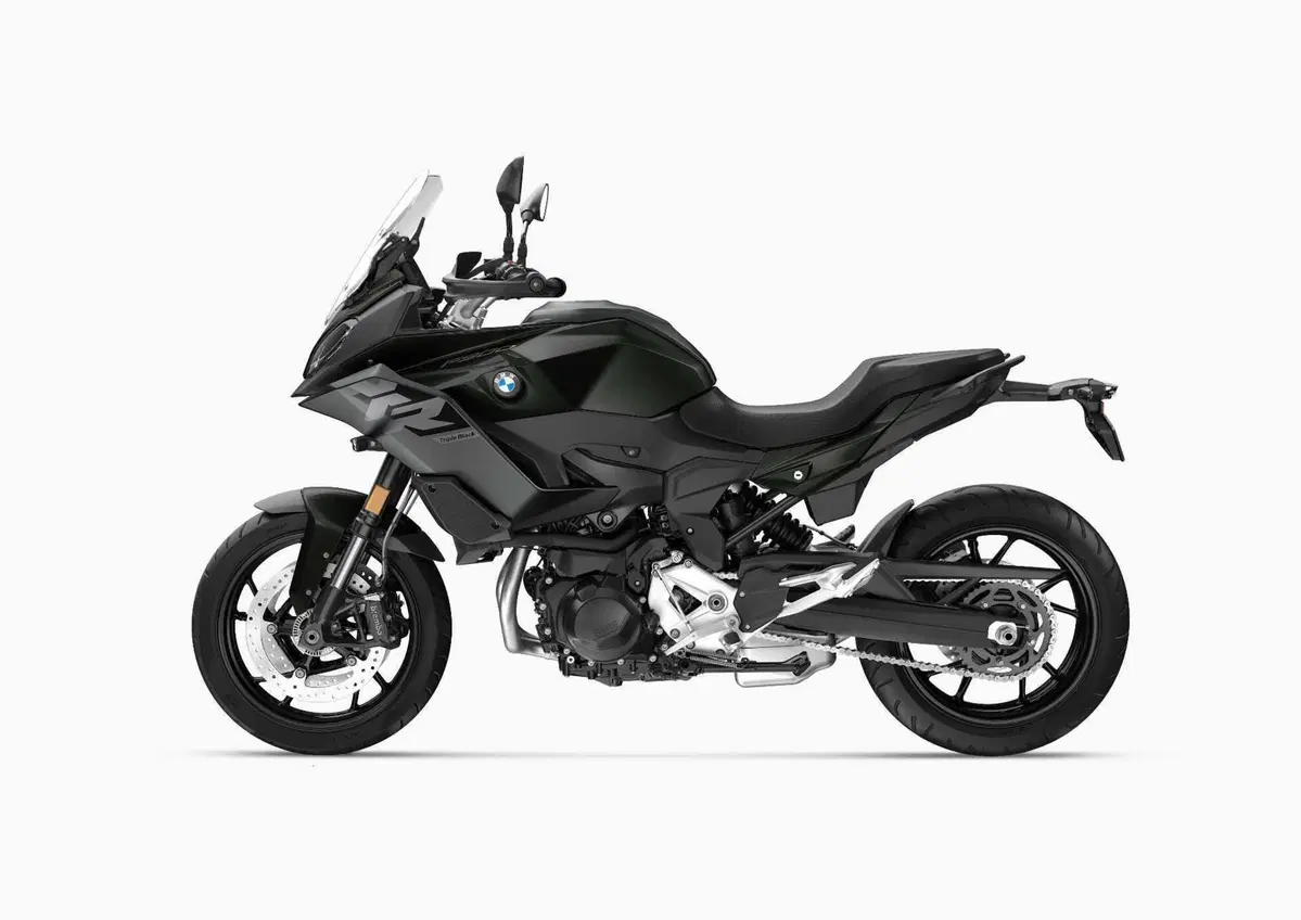 Aggiornamenti 2024 per le BMW: nuovi colori e allestimenti (9)