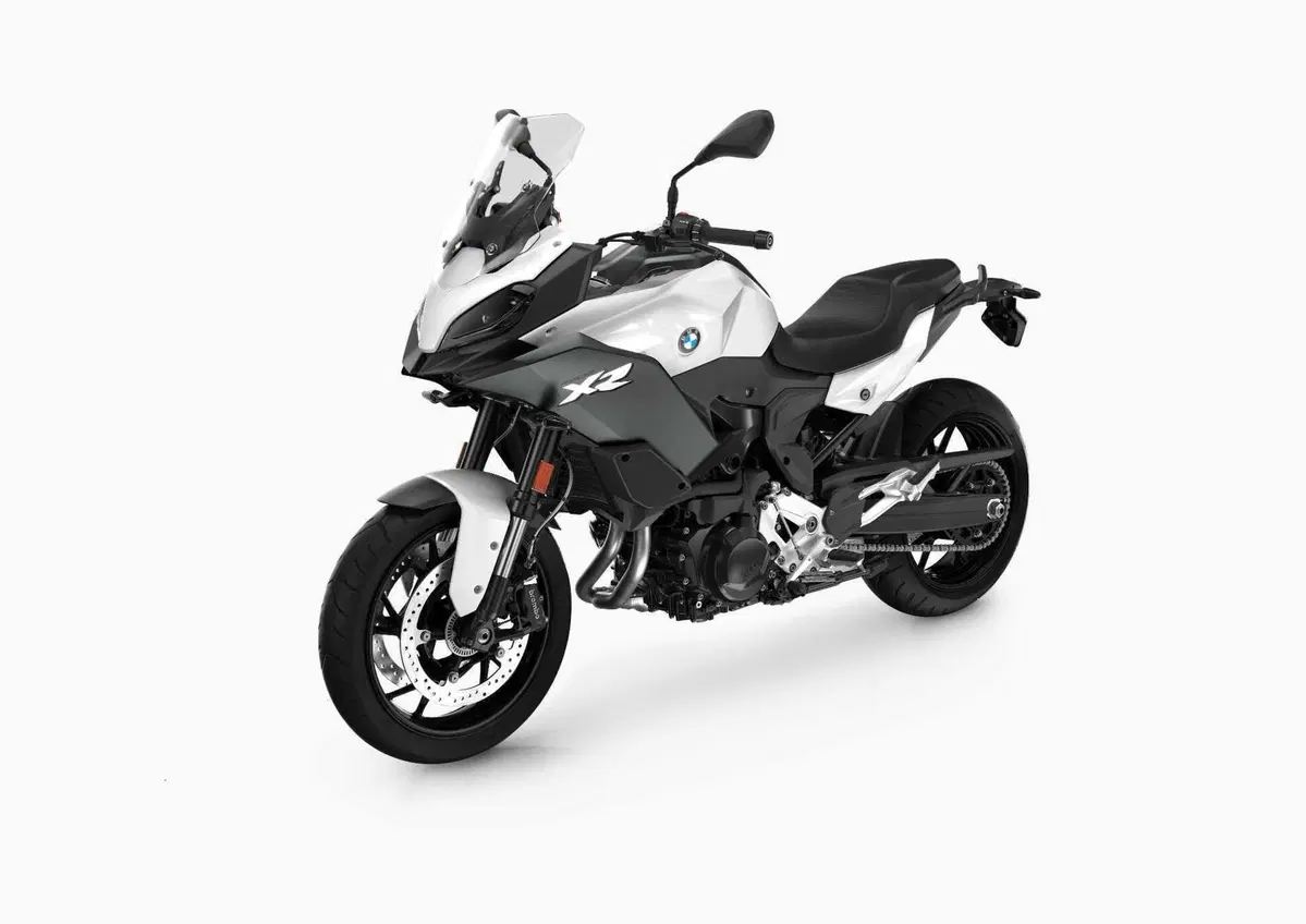 Aggiornamenti 2024 per le BMW: nuovi colori e allestimenti (11)