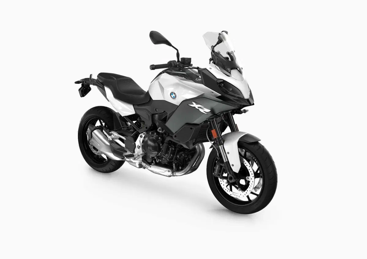Aggiornamenti 2024 per le BMW: nuovi colori e allestimenti (12)