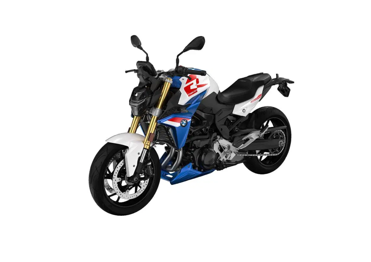 Aggiornamenti 2024 per le BMW: nuovi colori e allestimenti (6)