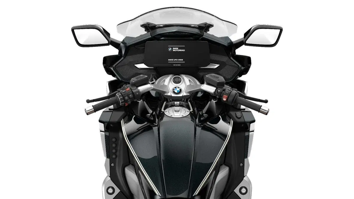 Aggiornamenti 2024 per le BMW: nuovi colori e allestimenti (2)