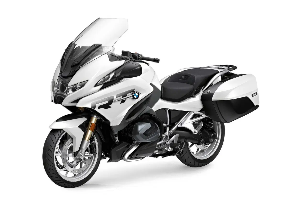Aggiornamenti 2024 per le BMW: nuovi colori e allestimenti (5)