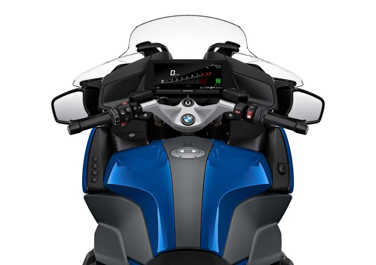 Aggiornamenti 2024 per le BMW: nuovi colori e allestimenti (8)