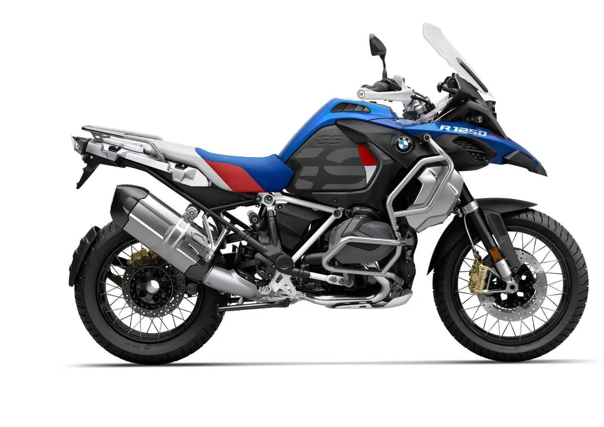 Aggiornamenti 2024 per le BMW: nuovi colori e allestimenti (7)