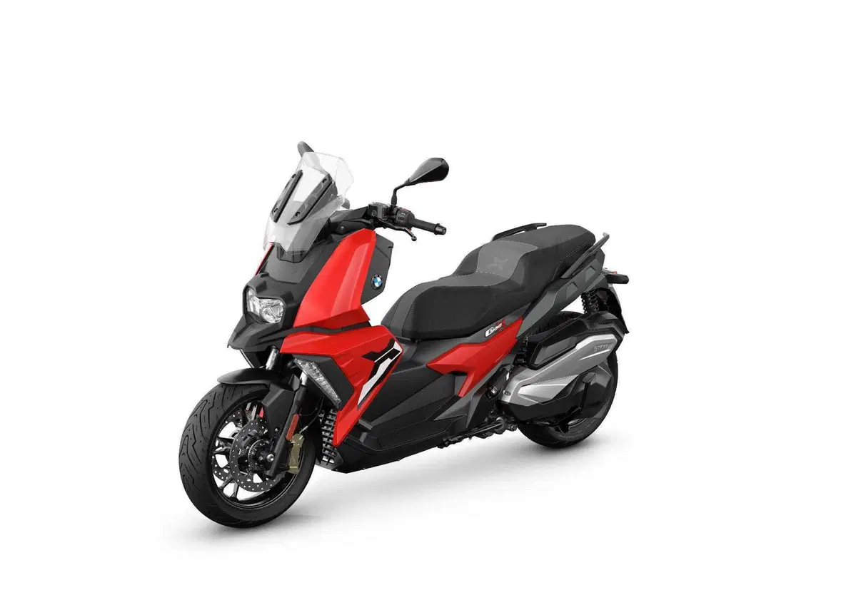 Aggiornamenti 2024 per le BMW: nuovi colori e allestimenti