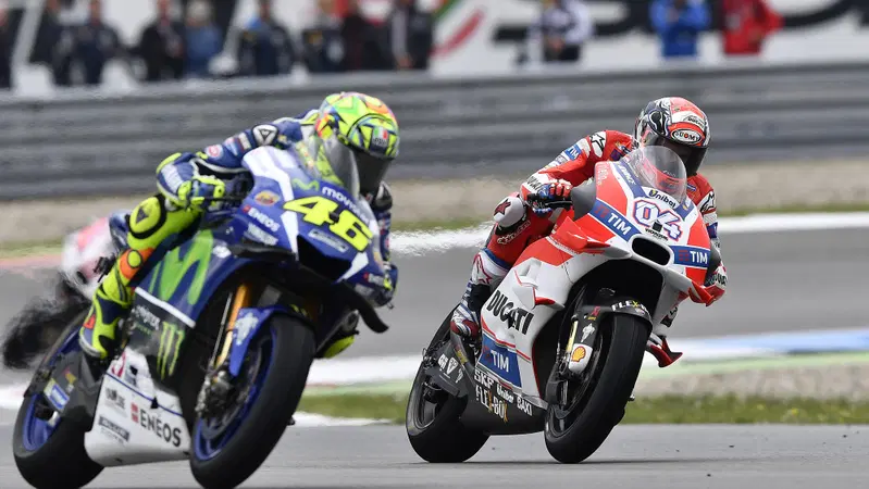 MotoGP, Assen 2016. Dovizioso: "Io e Rossi ci siamo autoeliminati"