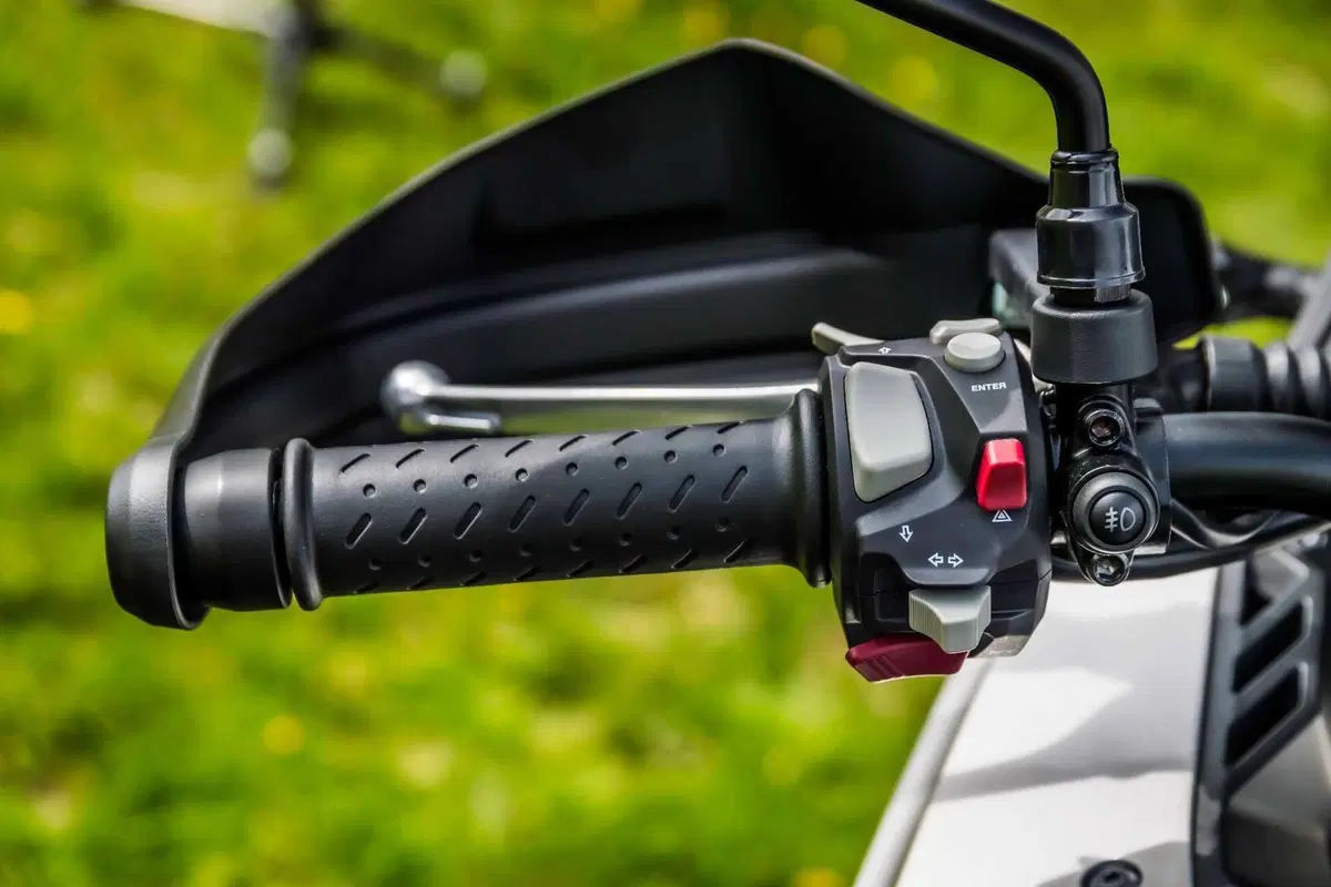 VOGE Valico 525DSX: ecco il prezzo e le caratteristiche (9)