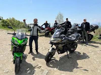 Kawasaki Versys 650 social test: l'abbiamo fatta guidare a chi non l'ha voluta! [VIDEO]