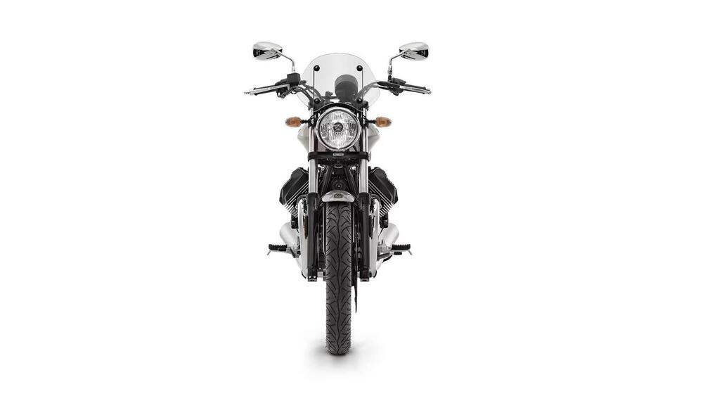 Moto Guzzi V9 Roamer (2021 - 24) (2)