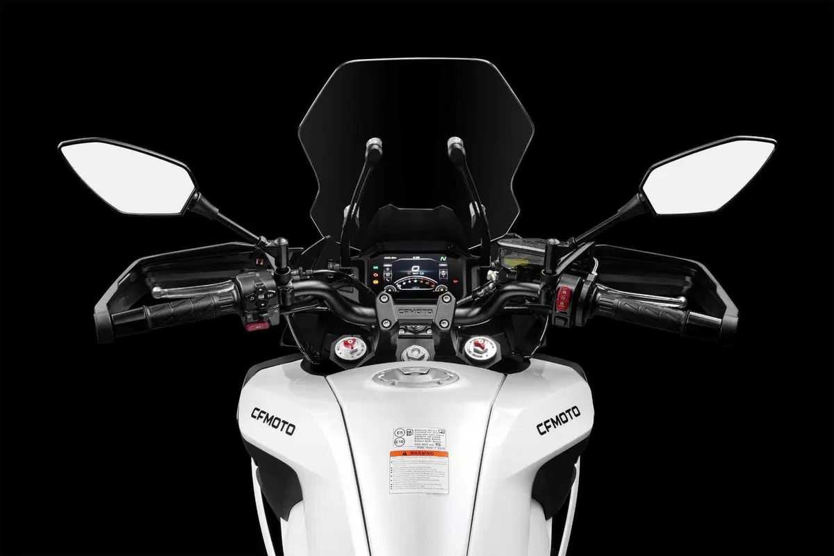 CFMOTO 700MT, la Crossover si evolve