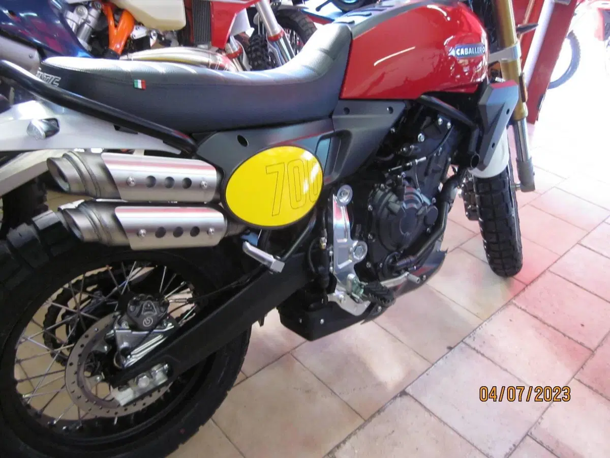 Fantic Motor Caballero 700 Scrambler (2025 - 26) (2)