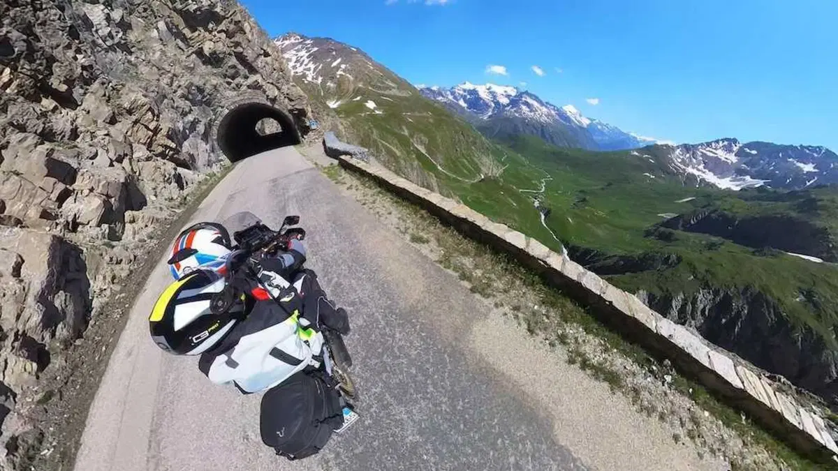 I viaggi dei lettori: papà e figlio sul Colle più alto d’Europa, l'Iseran (30)