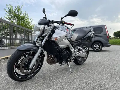 Suzuki GSR 600 (2006 - 11) usata