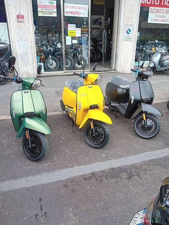 Lambretta V 125 Special (2021 - 24) (2)