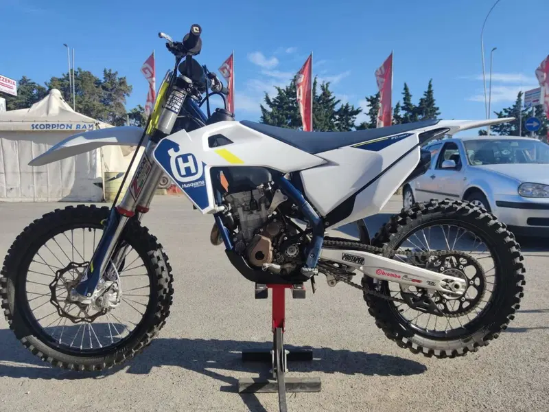Husqvarna FC 250 (2022) (3)