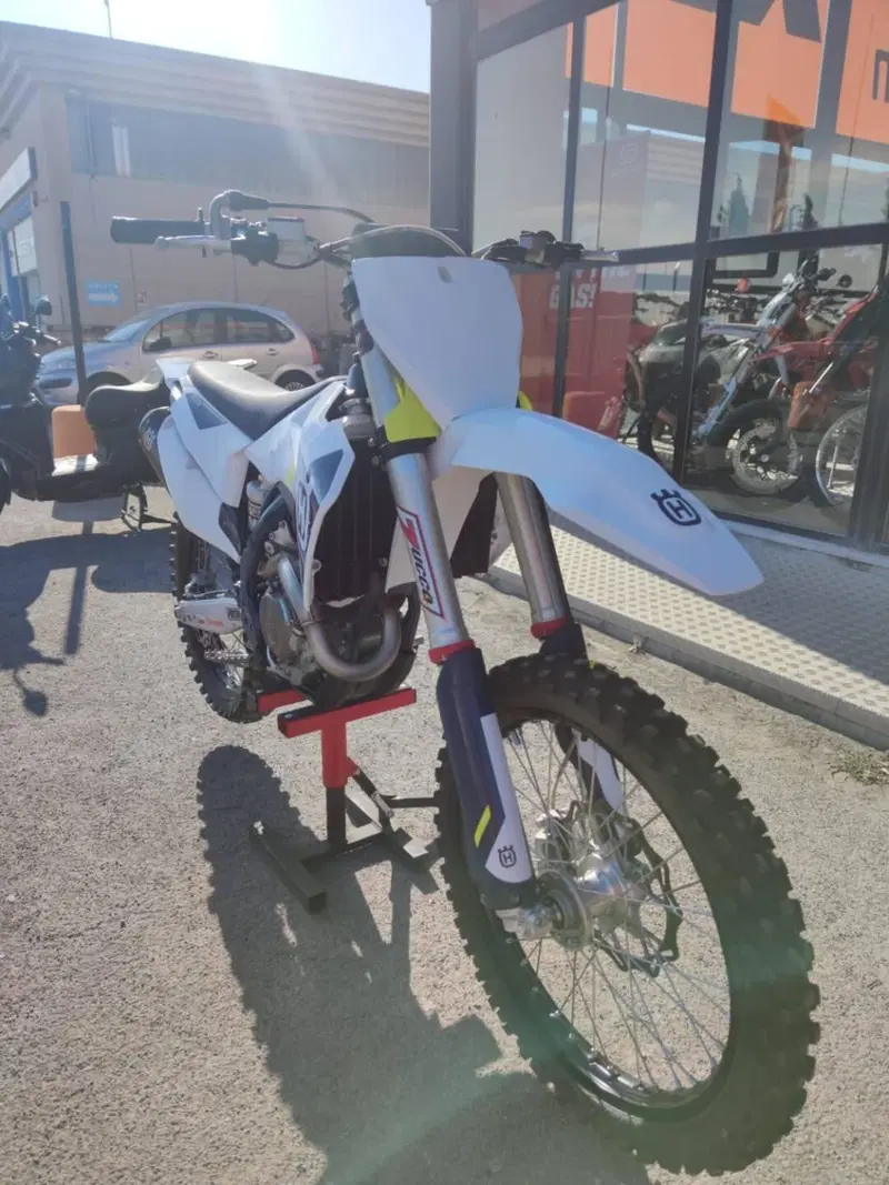 Husqvarna FC 250 (2022) (4)