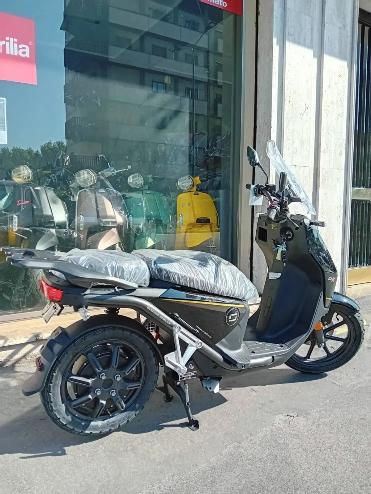 Super Soco CPx Pro (2023 - 24) (4)