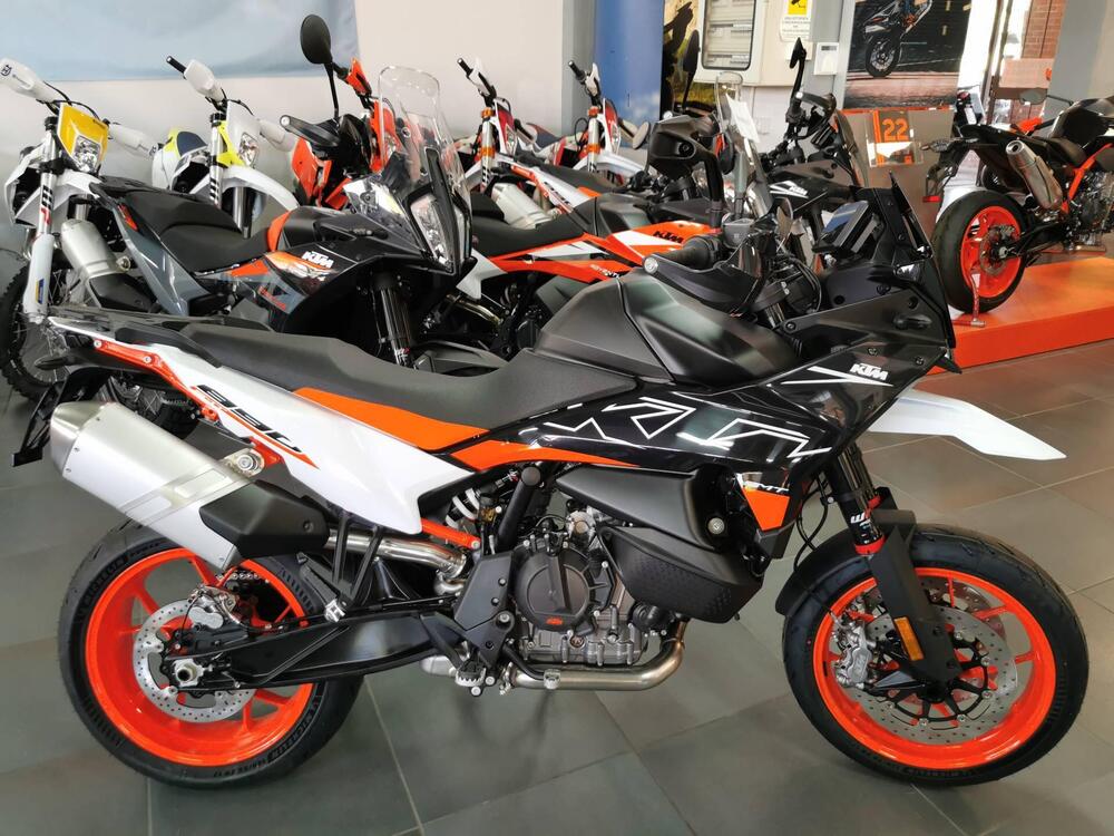 KTM 890 SMT (2023 - 24)