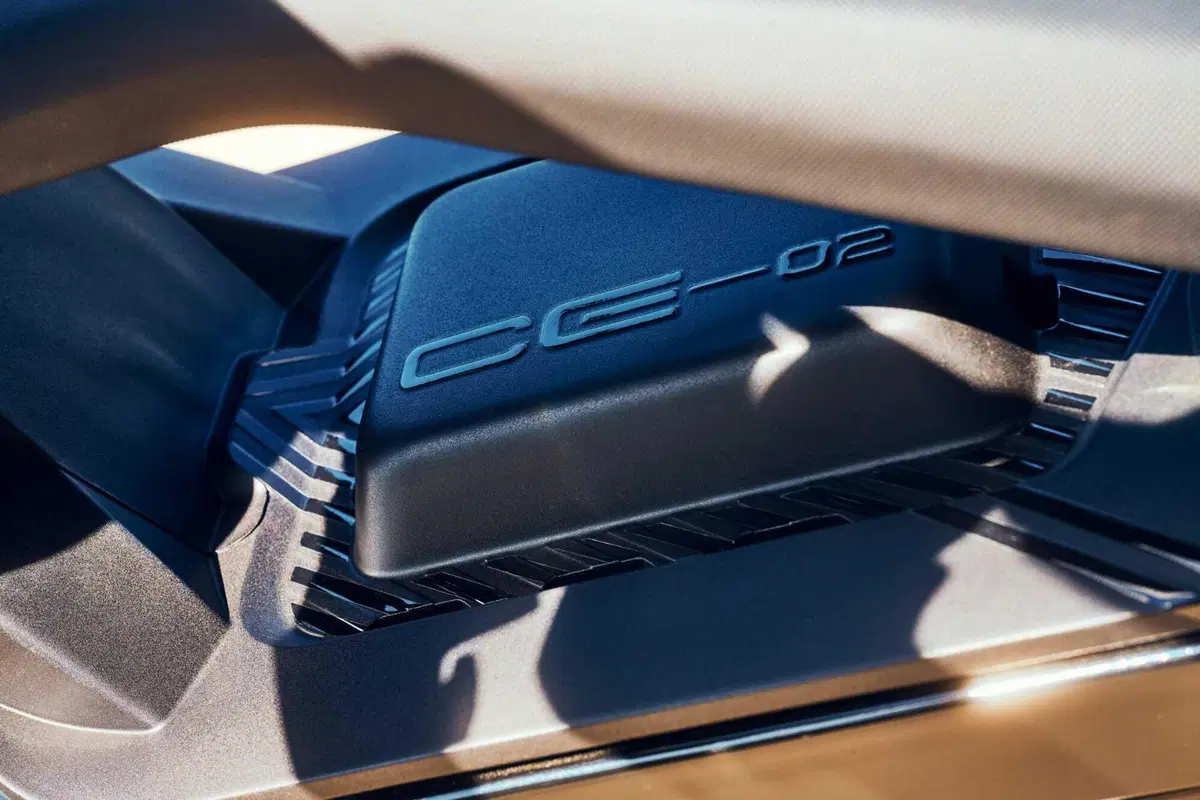 BMW presenta l'eParkourer elettrico CE 02 (5)