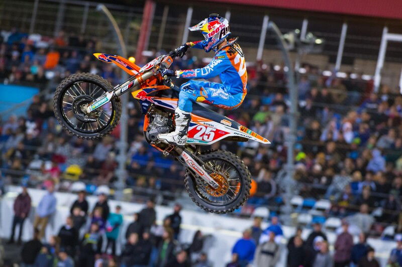 Marvin Musquin conduce la 250SX a punteggio quasi pieno