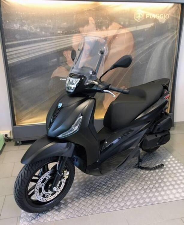 Piaggio Beverly 400 S (2025) (4)