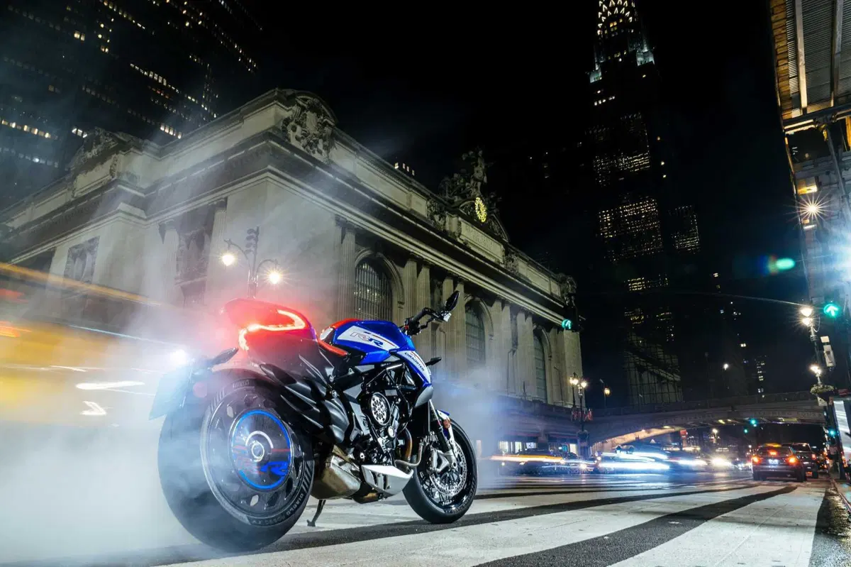 MV Agusta Dragster RR SCS America: una limited edition per il mercato americano (6)